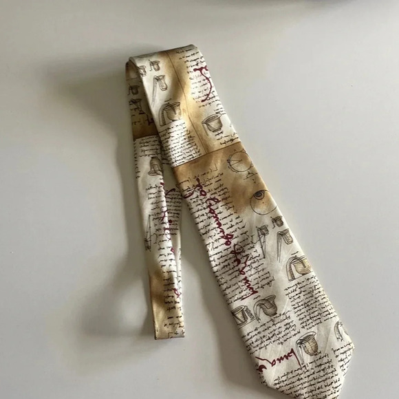 Tie from The American Museum of Natural History 100% silk - Picture 1 of 7